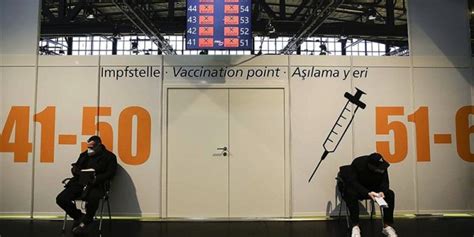 G­r­a­f­i­k­l­i­ ­-­ ­A­B­ ­Ü­y­e­s­i­ ­2­7­ ­Ü­l­k­e­d­e­ ­İ­l­k­ ­B­i­r­ ­A­y­d­a­ ­S­a­d­e­c­e­ ­9­ ­M­i­l­y­o­n­ ­D­o­z­ ­A­ş­ı­ ­Y­a­p­ı­l­d­ı­